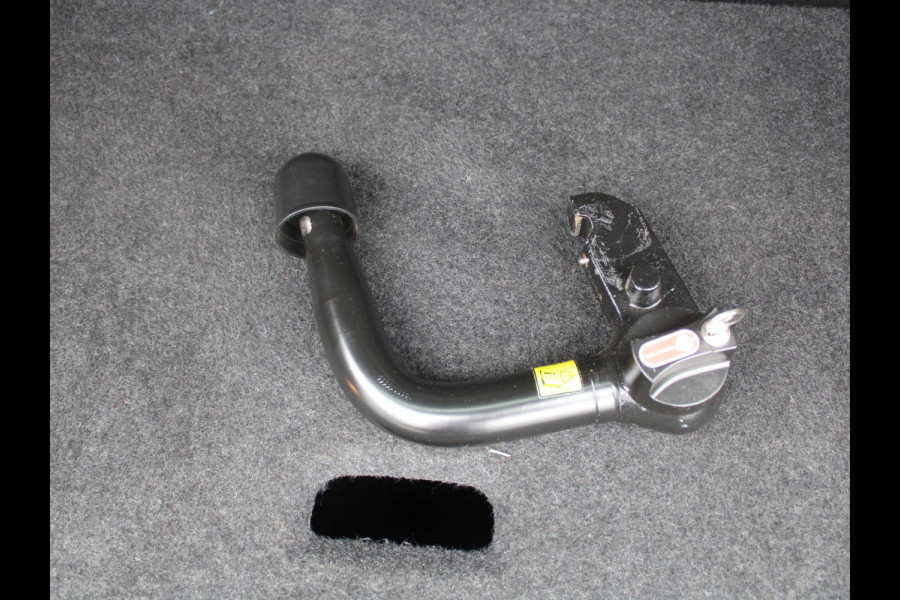 Opel Corsa 1.0 Turbo 120 Jaar Edition | TREKHAAK | NAVIGATIE | ACHTERUITRIJCAMERA |