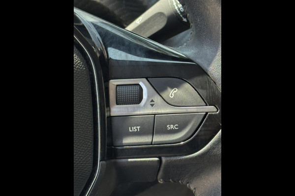 Peugeot 208 1.2 PureTech Active Pack - Apple CarPlay/Navigatie I Airco I Sport velgen I LED I PDC I 56.000 KM - Dealer onderhouden