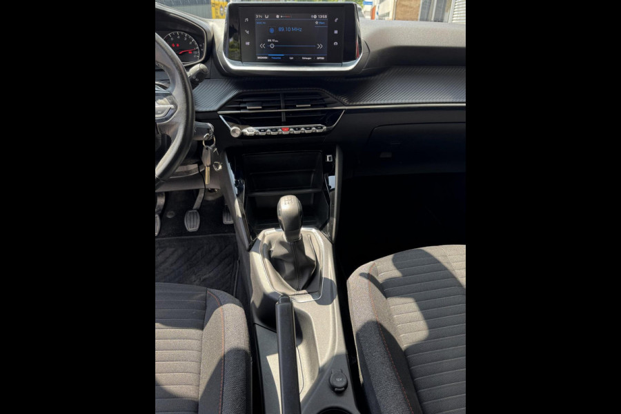 Peugeot 208 1.2 PureTech Active Pack - Apple CarPlay/Navigatie I Airco I Sport velgen I LED I PDC I 56.000 KM - Dealer onderhouden