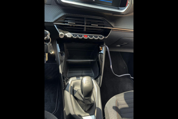 Peugeot 208 1.2 PureTech Active Pack - Apple CarPlay/Navigatie I Airco I Sport velgen I LED I PDC I 56.000 KM - Dealer onderhouden