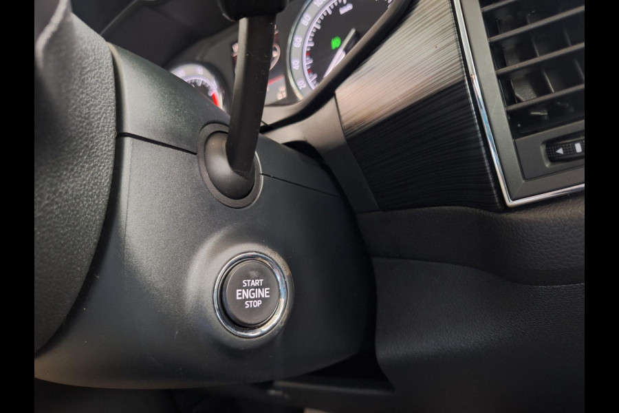 Škoda Kodiaq 1.5 TSI Business Edition 7p Automaat | LED | Leder Alcantara | Navi | Climate | (occasion)