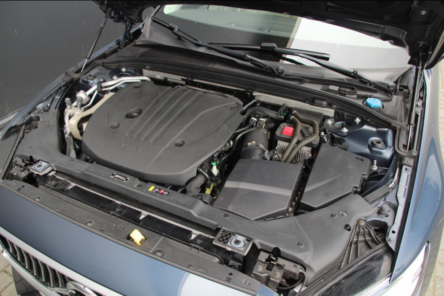 Volvo S60 2.0 B3 Inscription Trekhaak | AUTOPILOT | BLIS | Leder |
