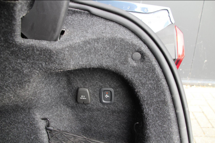 Volvo S60 2.0 B3 Inscription Trekhaak | AUTOPILOT | BLIS | Leder |