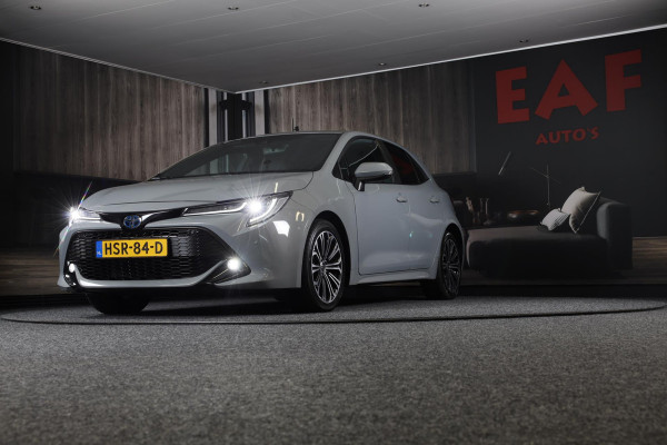 Toyota Corolla 1.8 Hybrid Business Plus / Aut / Camera / Acc / Lane Assist / Dode Hoek / Massage / Stoelverkoeling / Led / 17 Inch