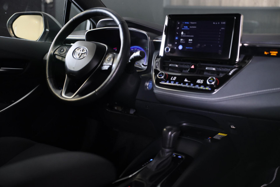 Toyota Corolla 1.8 Hybrid Business Plus / Aut / Camera / Acc / Lane Assist / Dode Hoek / Massage / Stoelverkoeling / Led / 17 Inch