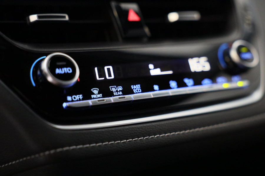 Toyota Corolla 1.8 Hybrid Business Plus / Aut / Camera / Acc / Lane Assist / Dode Hoek / Massage / Stoelverkoeling / Led / 17 Inch