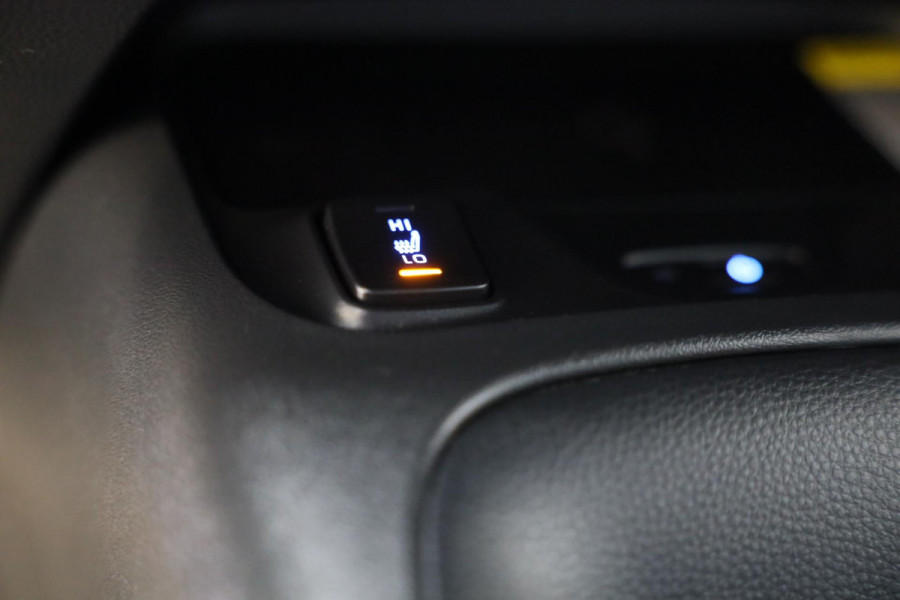 Toyota Corolla 1.8 Hybrid Business Plus / Aut / Camera / Acc / Lane Assist / Dode Hoek / Massage / Stoelverkoeling / Led / 17 Inch