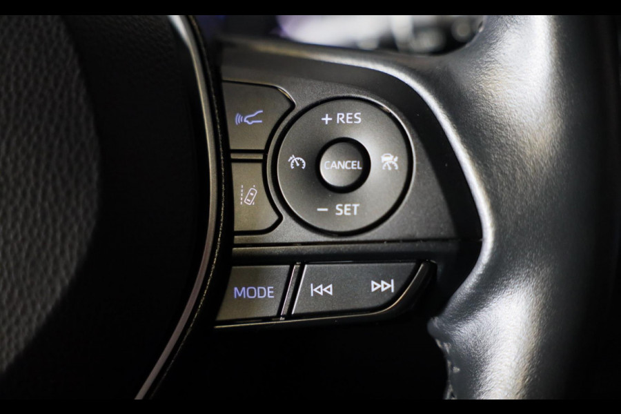 Toyota Corolla 1.8 Hybrid Business Plus / Aut / Camera / Acc / Lane Assist / Dode Hoek / Massage / Stoelverkoeling / Led / 17 Inch