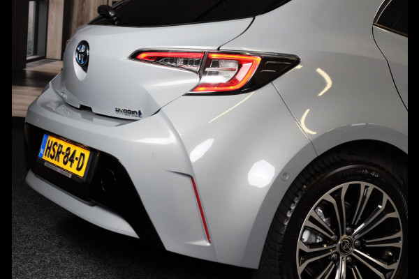 Toyota Corolla 1.8 Hybrid Business Plus / Aut / Camera / Acc / Lane Assist / Dode Hoek / Massage / Stoelverkoeling / Led / 17 Inch