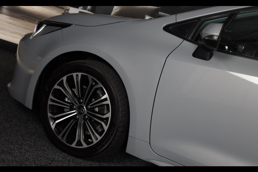 Toyota Corolla 1.8 Hybrid Business Plus / Aut / Camera / Acc / Lane Assist / Dode Hoek / Massage / Stoelverkoeling / Led / 17 Inch