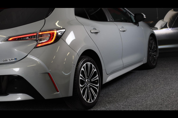 Toyota Corolla 1.8 Hybrid Business Plus / Aut / Camera / Acc / Lane Assist / Dode Hoek / Massage / Stoelverkoeling / Led / 17 Inch