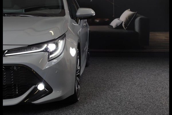 Toyota Corolla 1.8 Hybrid Business Plus / Aut / Camera / Acc / Lane Assist / Dode Hoek / Massage / Stoelverkoeling / Led / 17 Inch