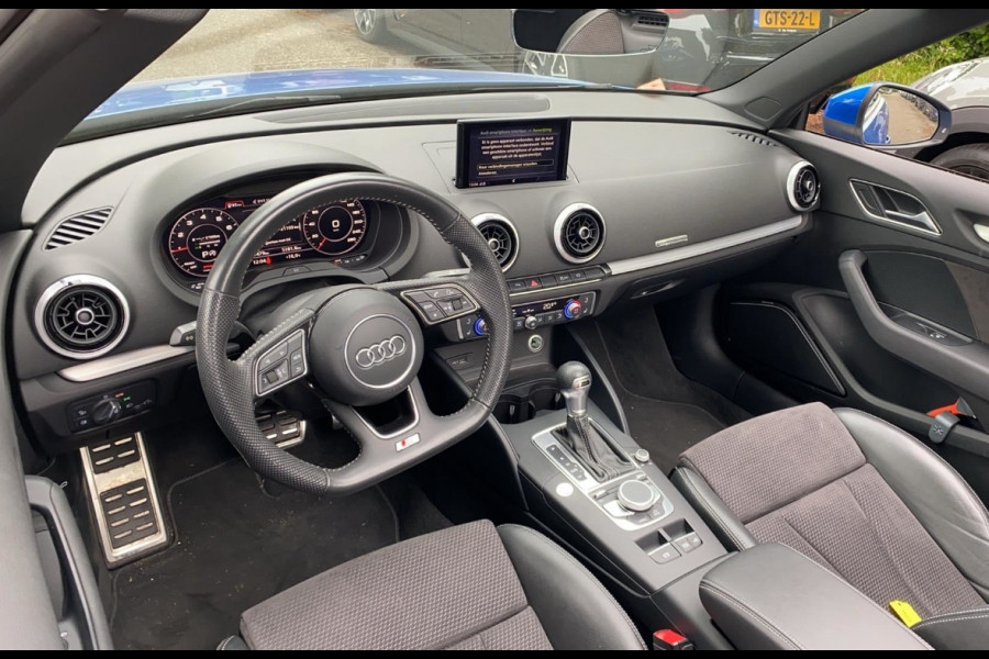 Audi A3 Cabriolet 35 TFSI CoD Advance Sport / Trekhaak / Virtual Cockpit / Windscherm / B&O / Leder&Alcantara / 18'' / Keyless / Nekverwarming / Navigatie / Hill Hold / Cruise Control