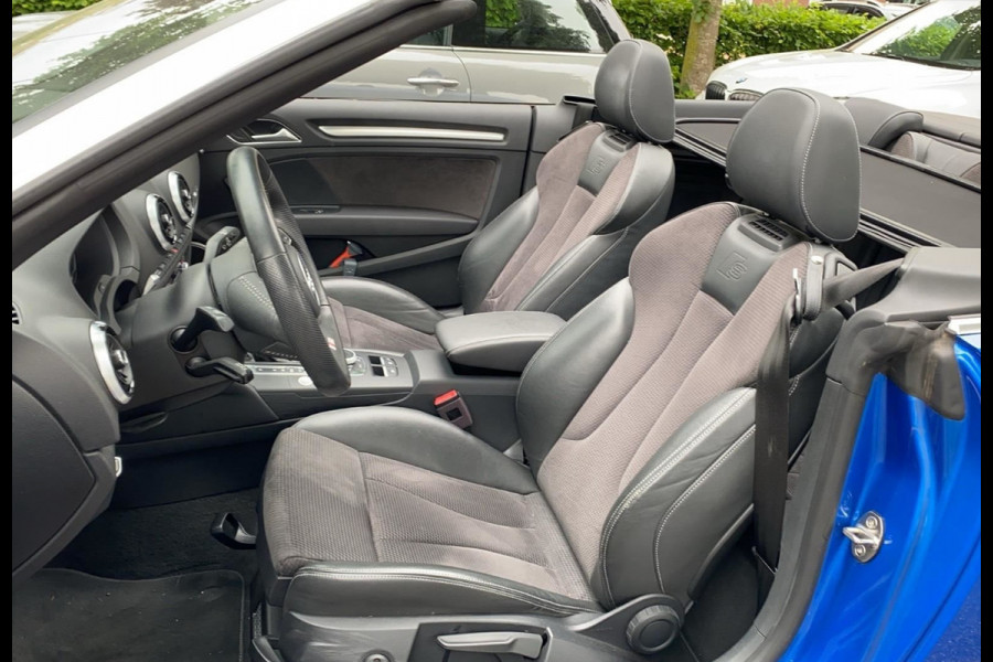 Audi A3 Cabriolet 35 TFSI CoD Advance Sport / Trekhaak / Virtual Cockpit / Windscherm / B&O / Leder&Alcantara / 18'' / Keyless / Nekverwarming / Navigatie / Hill Hold / Cruise Control
