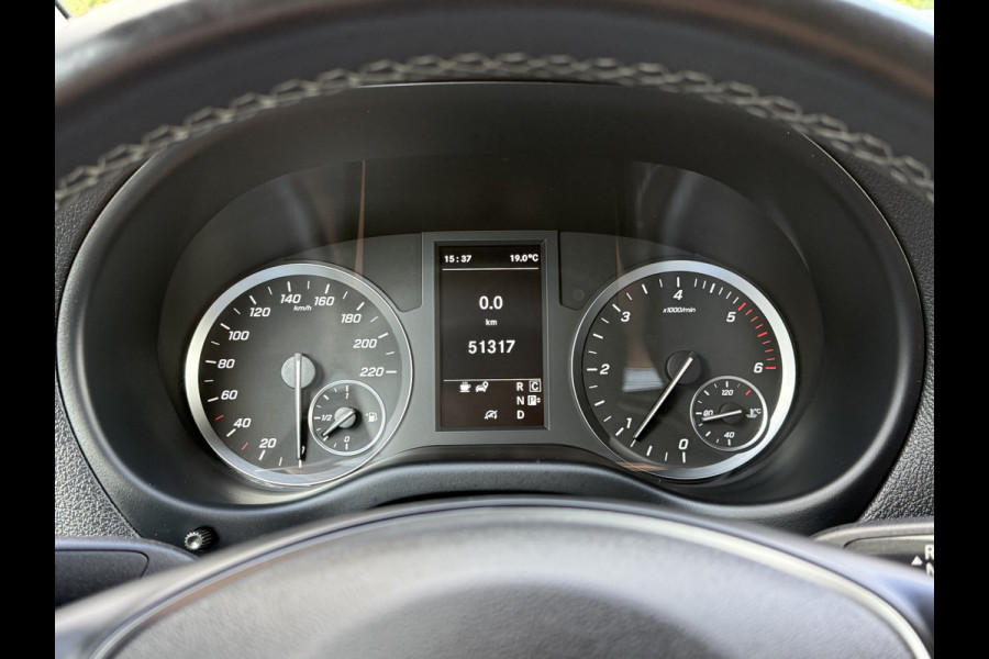 Mercedes-Benz Vito 114 CDI 136 PK AUTOMAAT / DUBBELE CABINE / 1e EIG. / TREKHAAK / CAMERA / ECC