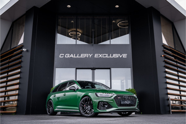 Audi RS4 Avant 2.9 TFSI quattro - Panorama | B&O | Carbon | Elek. Trekhaak | Massage