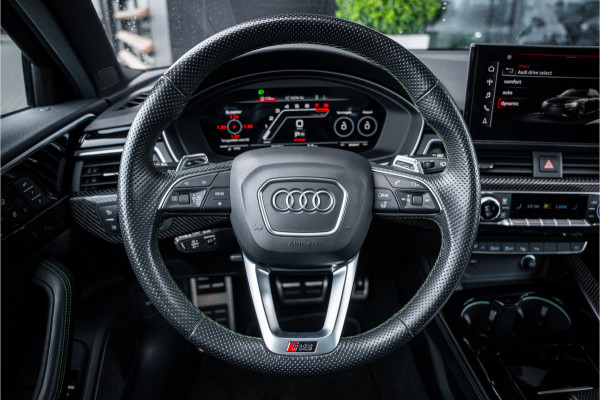 Audi RS4 Avant 2.9 TFSI quattro - Panorama | B&O | Carbon | Elek. Trekhaak | Massage