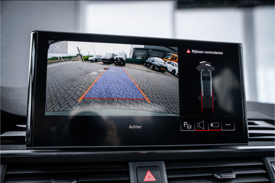 Audi RS4 Avant 2.9 TFSI quattro - Panorama | B&O | Carbon | Elek. Trekhaak | Massage