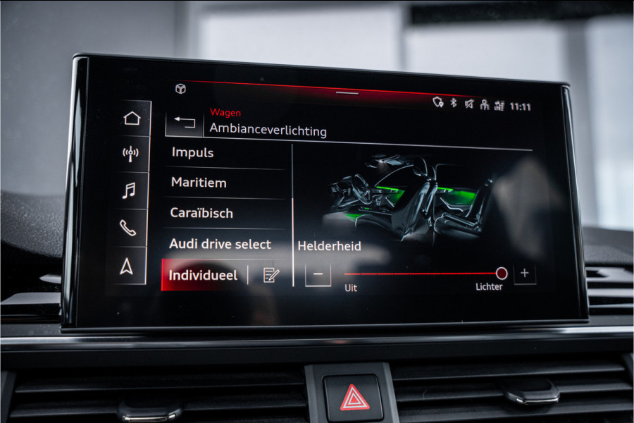 Audi RS4 Avant 2.9 TFSI quattro - Panorama | B&O | Carbon | Elek. Trekhaak | Massage