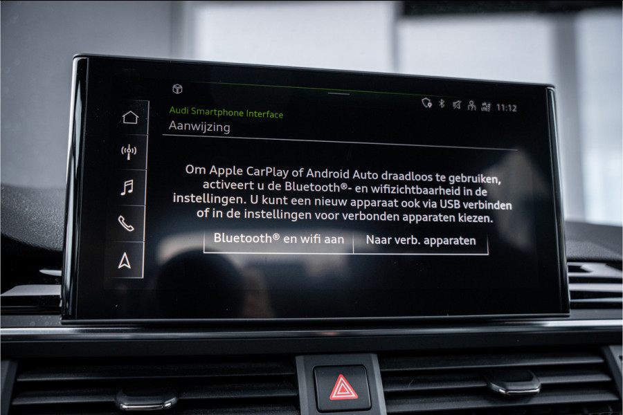 Audi RS4 Avant 2.9 TFSI quattro - Panorama | B&O | Carbon | Elek. Trekhaak | Massage