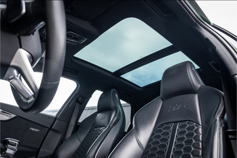 Audi RS4 Avant 2.9 TFSI quattro - Panorama | B&O | Carbon | Elek. Trekhaak | Massage