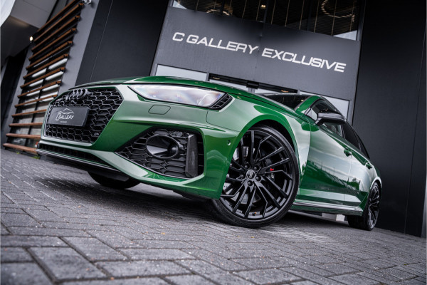 Audi RS4 Avant 2.9 TFSI quattro - Panorama | B&O | Carbon | Elek. Trekhaak | Massage