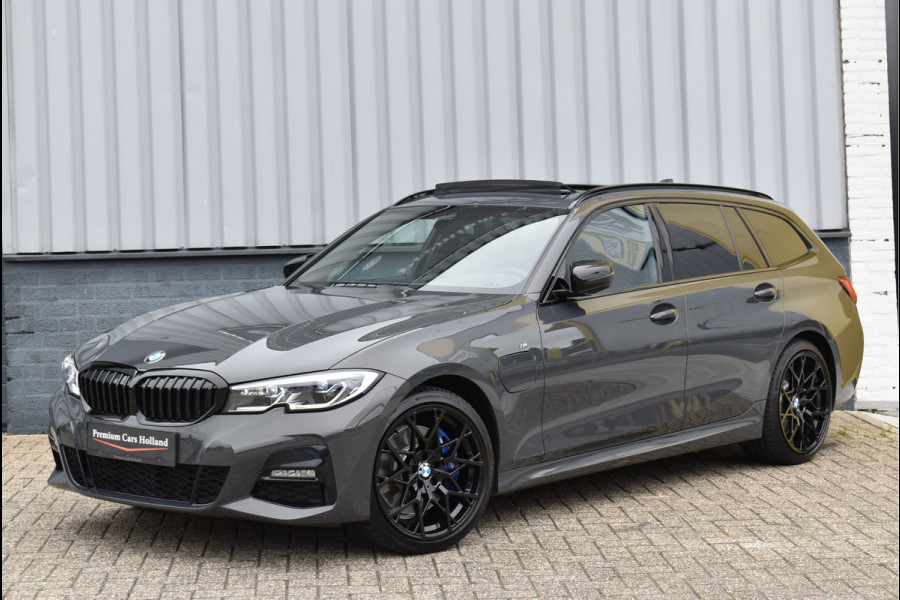 BMW 3 Serie Touring 330e M-Sport 292 Pk Individual Dravit Grijs Metallic Pano Navi Leder Laser Trekhaak Head-Up 19 Inch