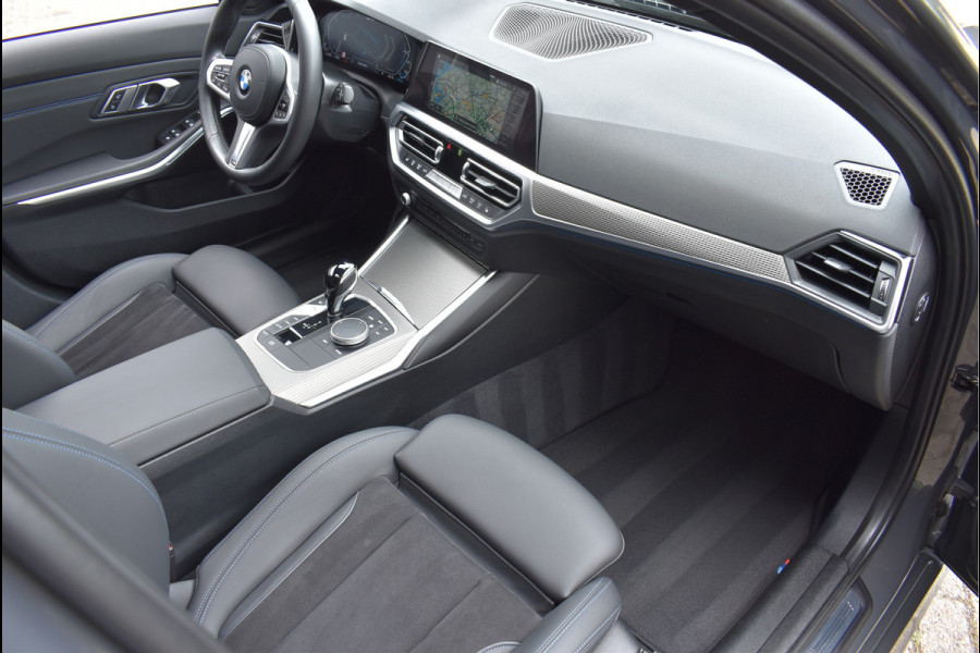 BMW 3 Serie Touring 330e M-Sport 292 Pk Individual Dravit Grijs Metallic Pano Navi Leder Laser Trekhaak Head-Up 19 Inch