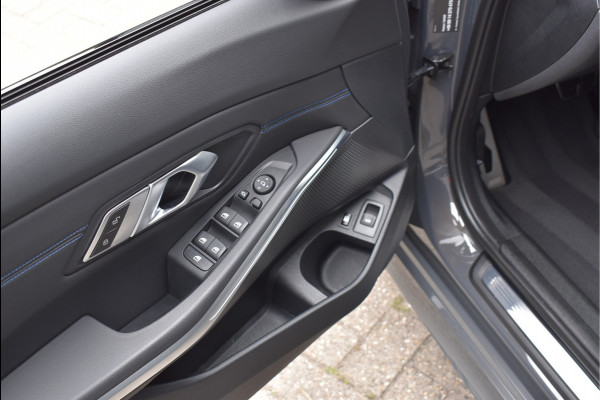 BMW 3 Serie Touring 330e M-Sport 292 Pk Individual Dravit Grijs Metallic Pano Navi Leder Laser Trekhaak Head-Up 19 Inch