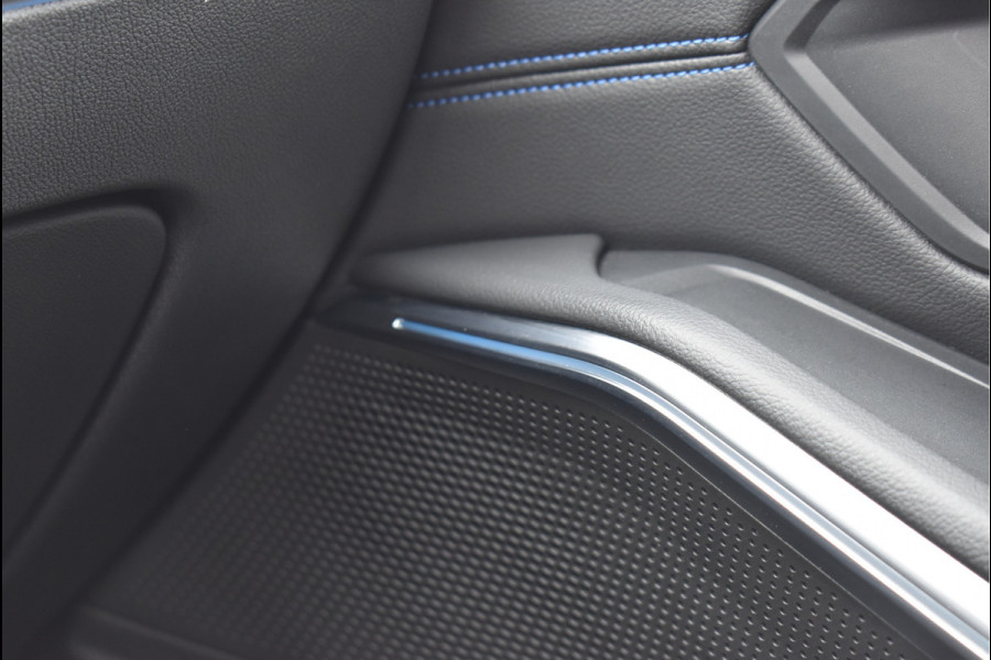 BMW 3 Serie Touring 330e M-Sport 292 Pk Individual Dravit Grijs Metallic Pano Navi Leder Laser Trekhaak Head-Up 19 Inch