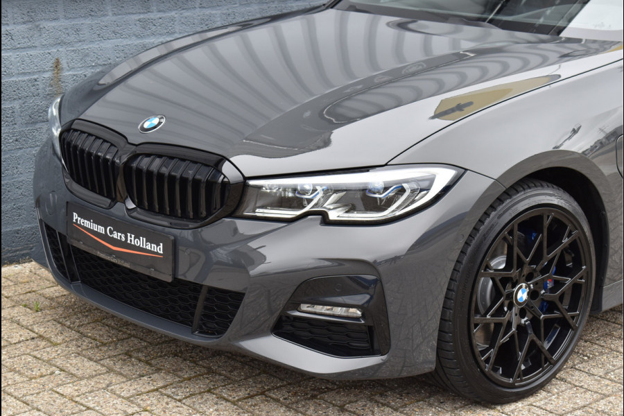 BMW 3 Serie Touring 330e M-Sport 292 Pk Individual Dravit Grijs Metallic Pano Navi Leder Laser Trekhaak Head-Up 19 Inch