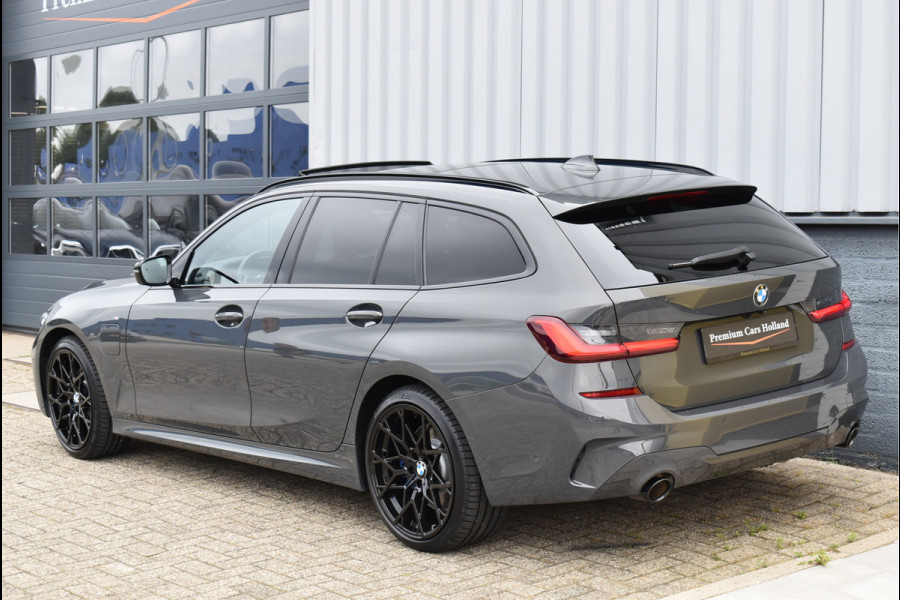 BMW 3 Serie Touring 330e M-Sport 292 Pk Individual Dravit Grijs Metallic Pano Navi Leder Laser Trekhaak Head-Up 19 Inch