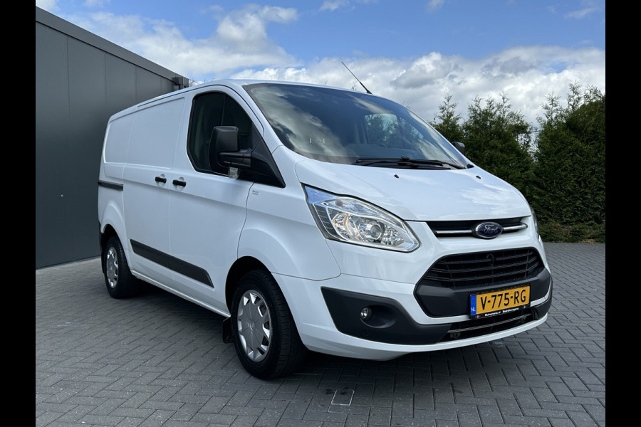 Ford Transit Custom 2.0 TDCI / L1H1 / 1e EIG. / TREKHAAK / INRICHTING / AIRCO / CRUISE / PDC / 3-ZITS