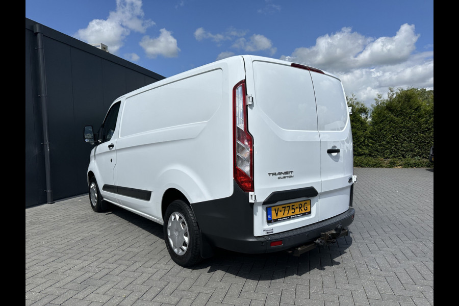 Ford Transit Custom 2.0 TDCI / L1H1 / 1e EIG. / TREKHAAK / INRICHTING / AIRCO / CRUISE / PDC / 3-ZITS
