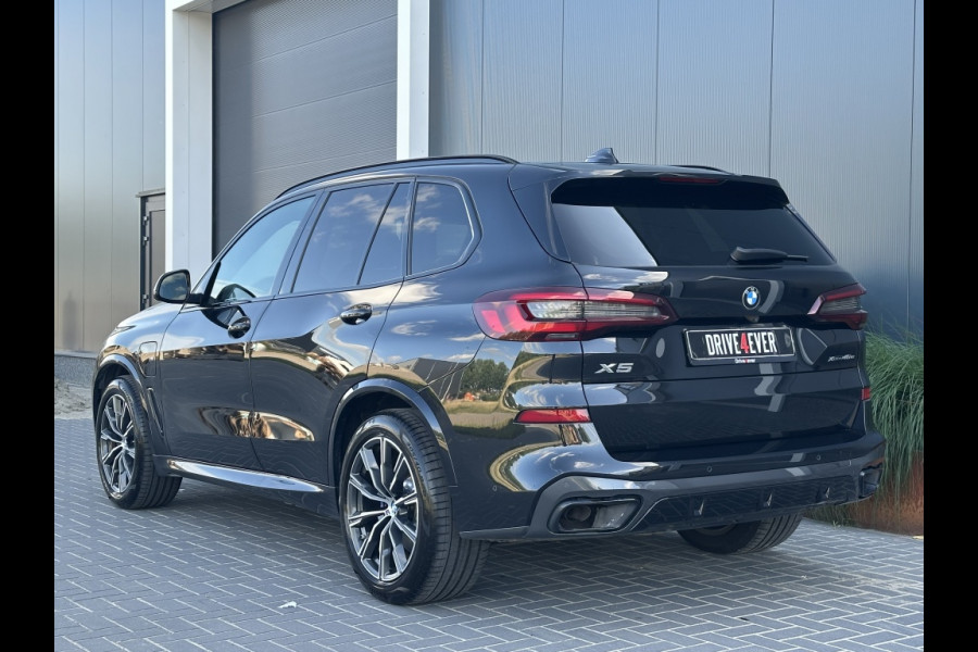 BMW X5 xDrive45e M PACK 395pk PANO ECC CAMERA LEDER SPORTVELGEN