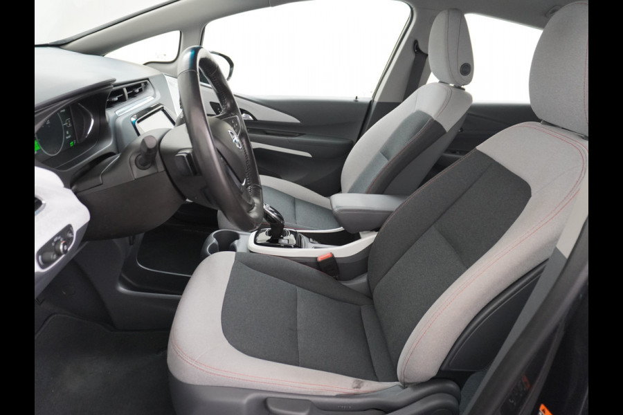 Opel Ampera-E 65 kWh Carplay/Android Auto Business Executive Ecc Stoelverwarming PDC DAB Bluetooth Connected services Cruise Control Keyless Led Regen-Licht Sensor