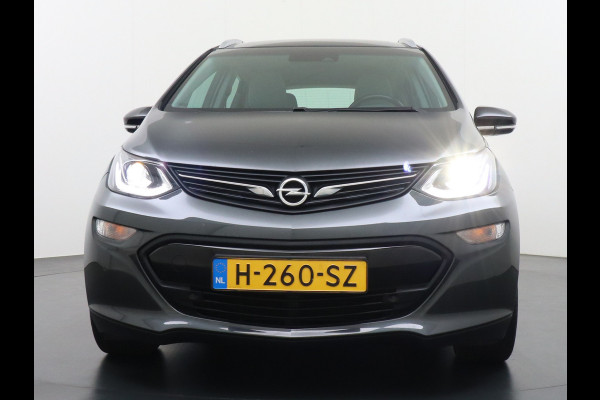 Opel Ampera-E 65 kWh Carplay/Android Auto Business Executive Ecc Stoelverwarming PDC DAB Bluetooth Connected services Cruise Control Keyless Led Regen-Licht Sensor