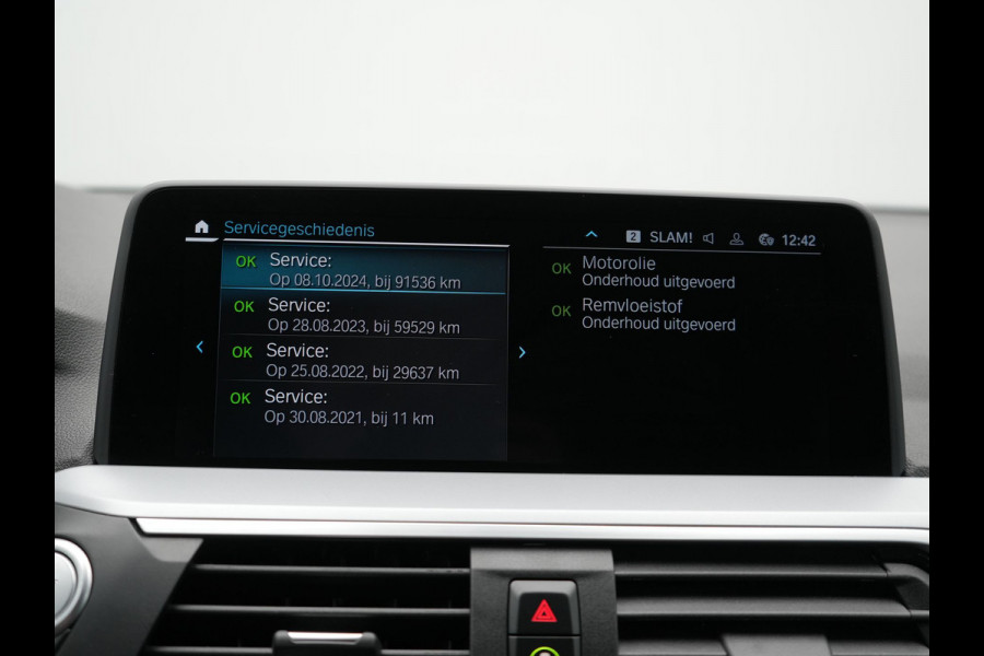 BMW X3 xDrive30e Sportline Plug in Hybrid | PHEV | Trekhaak af Fabriek | Camera | Lederen Sportstoelen Memory | 20"L.M | Apple Carplay | Stuurverwaming | Sfeerverlichting | Navi Prof |
