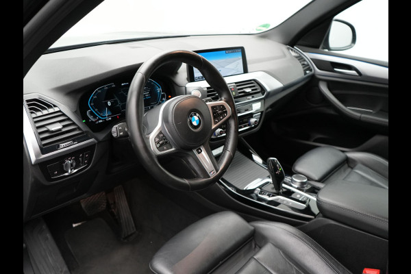 BMW X3 xDrive30e Sportline Plug in Hybrid | PHEV | Trekhaak af Fabriek | Camera | Lederen Sportstoelen Memory | 20"L.M | Apple Carplay | Stuurverwaming | Sfeerverlichting | Navi Prof |