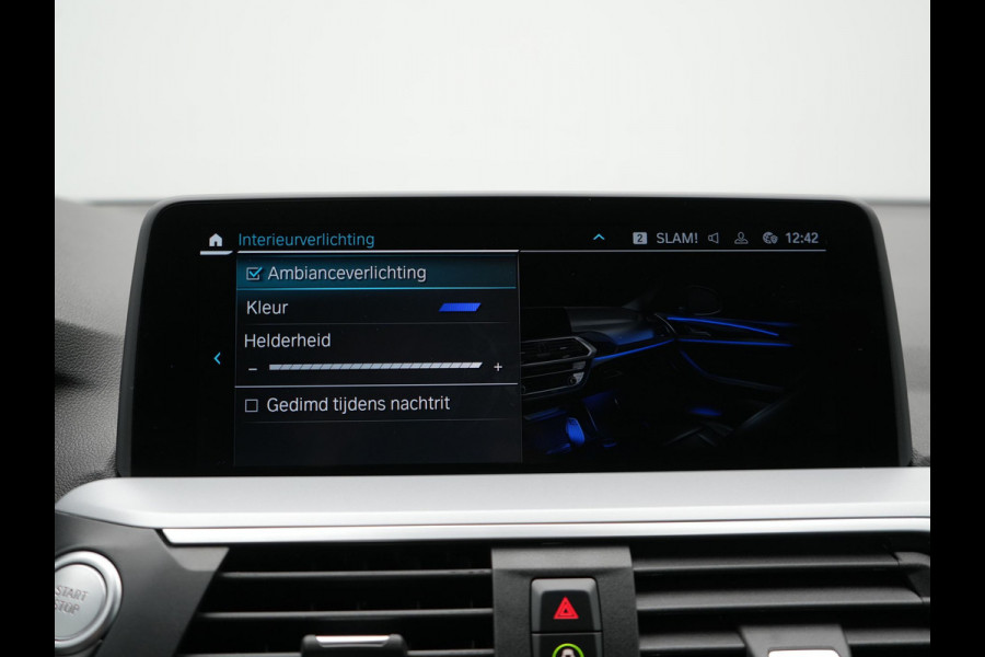 BMW X3 xDrive30e Sportline Plug in Hybrid | PHEV | Trekhaak af Fabriek | Camera | Lederen Sportstoelen Memory | 20"L.M | Apple Carplay | Stuurverwaming | Sfeerverlichting | Navi Prof |