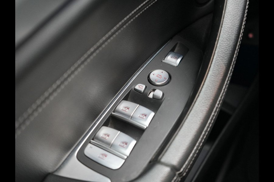 BMW X3 xDrive30e Sportline Plug in Hybrid | PHEV | Trekhaak af Fabriek | Camera | Lederen Sportstoelen Memory | 20"L.M | Apple Carplay | Stuurverwaming | Sfeerverlichting | Navi Prof |