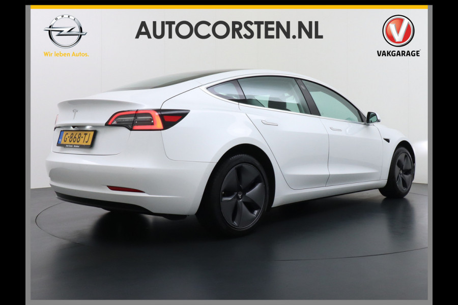 Tesla Model 3 RWD SR+ 60kWh 325PK FSD 3-Computer 18" AutoPilot Leder PanoDak Adaptive-Cruise Lmv Camera's Elektr.-Stuur+Stoelen+Spiegels+Geheu Navi LED Comfortstoelen ACC DAB Voorverwarmen interieur via App Keyless via Telefoonsleutel One-Pedal-Drive Origineel Nederlandse auto tot 11kw laden thuis! 1.584kg licht!
