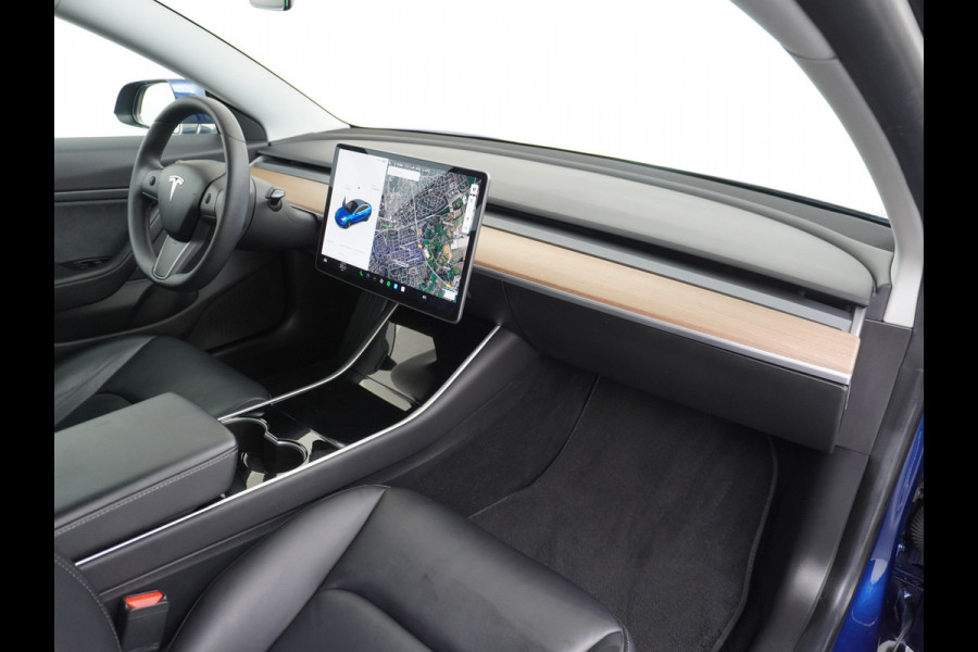 Tesla Model 3 Long Range AWD 75kWh 463PK FSD-3 Computer Premium Audio 4wd AutoPilot Panoramadak Camera's Leer Adaptive-Cruise-Control+Stop&Go  Stoel en achterbank verwarming Electr.Stoelen+Memory+Easy-Entry WiFi 1e Eigenaar Org. Nederlandse Auto Garantie op Accu/Motor tot 18-09-2027/192.000km
