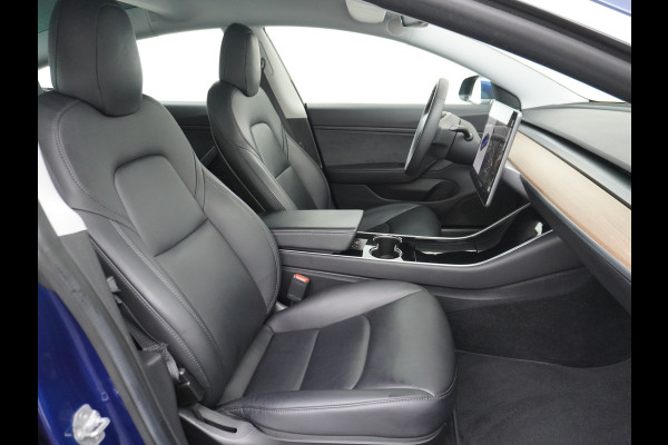 Tesla Model 3 Long Range AWD 75kWh 463PK FSD-3 Computer Premium Audio 4wd AutoPilot Panoramadak Camera's Leer Adaptive-Cruise-Control+Stop&Go  Stoel en achterbank verwarming Electr.Stoelen+Memory+Easy-Entry WiFi 1e Eigenaar Org. Nederlandse Auto Garantie op Accu/Motor tot 18-09-2027/192.000km