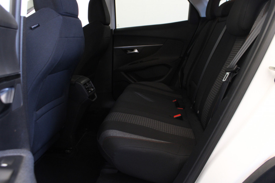 Peugeot 3008 1.2 PureTech Active |Navi|Carplay|