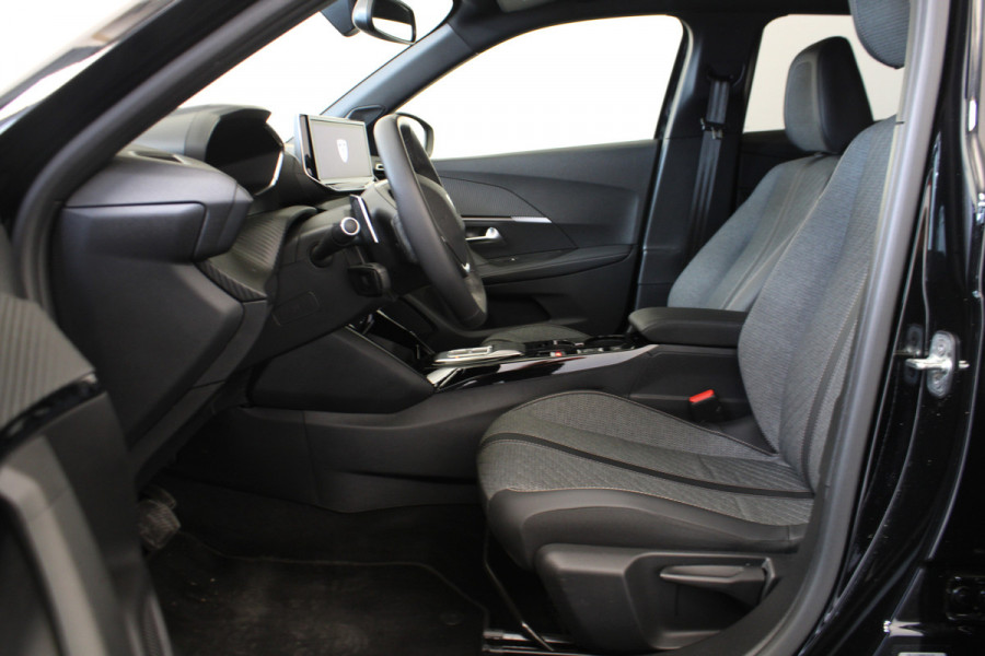 Peugeot 2008 1.2 PureTech 130 Allure |Navi|Camera|