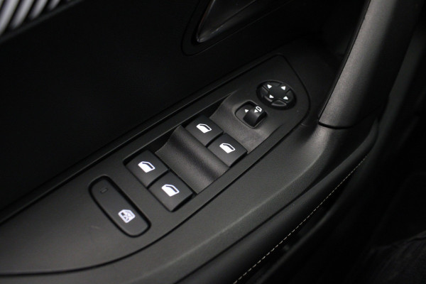 Peugeot 2008 1.2 PureTech 130 Allure |Navi|Camera|