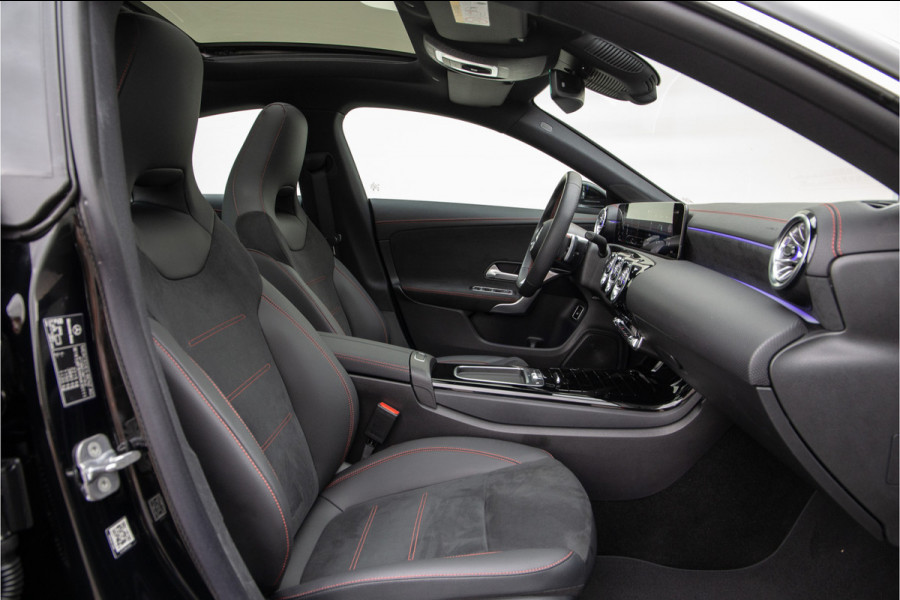 Mercedes-Benz CLA-Klasse 250 e AMG Premium, Facelift, Panorama, Key-Less, Sfeerverlichting, Hybrid 2024