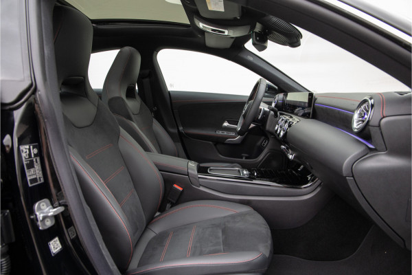 Mercedes-Benz CLA-Klasse 250 e AMG Premium, Facelift, Panorama, Key-Less, Sfeerverlichting, Hybrid 2024