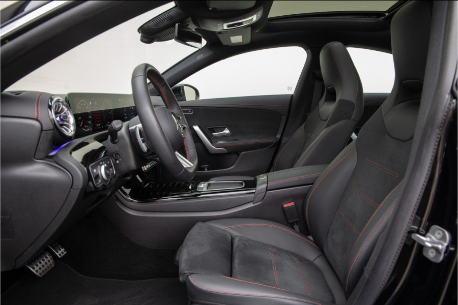 Mercedes-Benz CLA-Klasse 250 e AMG Premium, Facelift, Panorama, Key-Less, Sfeerverlichting, Hybrid 2024